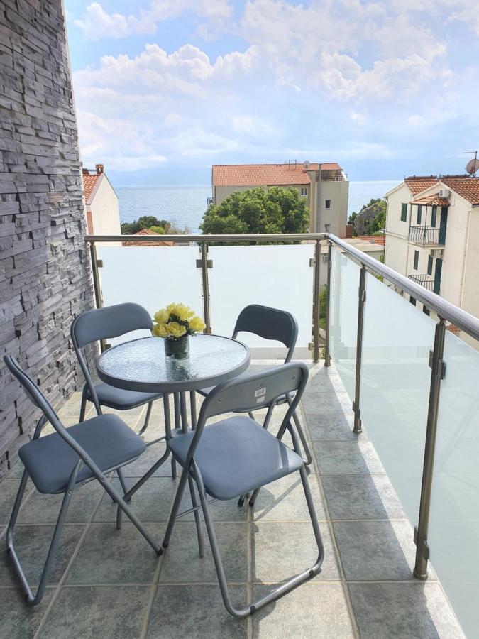Apartments Lara ドルヴェニク エクステリア 写真